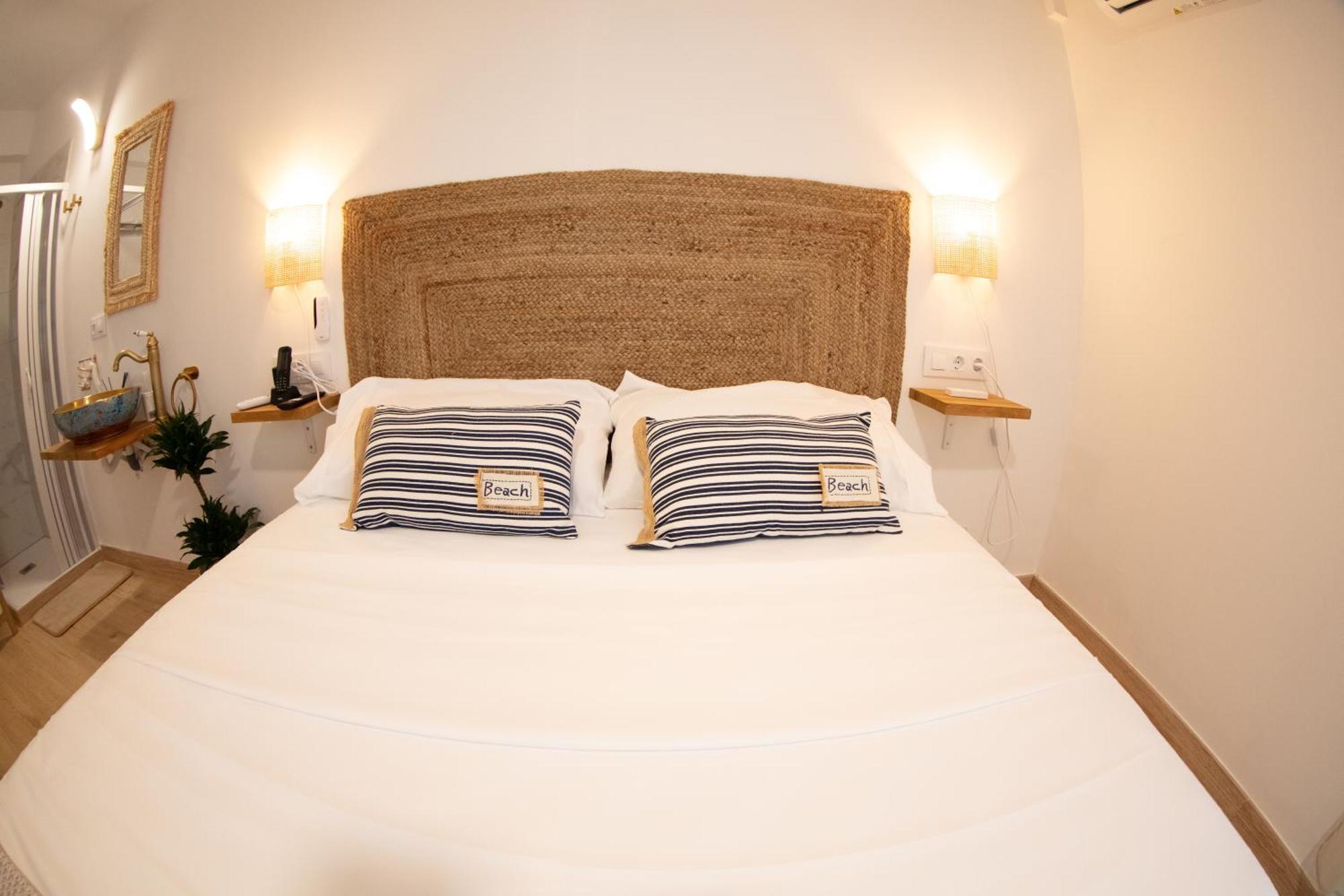 Hostal Playa Dreams Nautico Adults Garrucha Exterior foto